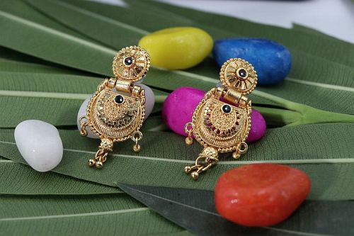 Traditional Gold Plated Necklace Set With Earrings - 