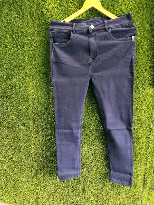 Girlz Stylish Cotton Polyester Knitted Denim Jeans - 32
